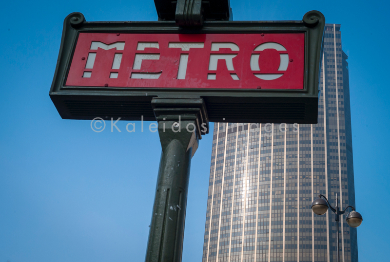 Kaleidos;Kaleidos images;Montparnasse;Montparnasse Tower;Paris;Tarek Charara;Tour Montparnasse;Towers;Winter,Architecture,Scyscrapers,Sky scrapers, Jean Saubot, Eugène Beaudouin, Urbain Cassan, Louis de Hoÿm de Marien,Metro,Metropolitain